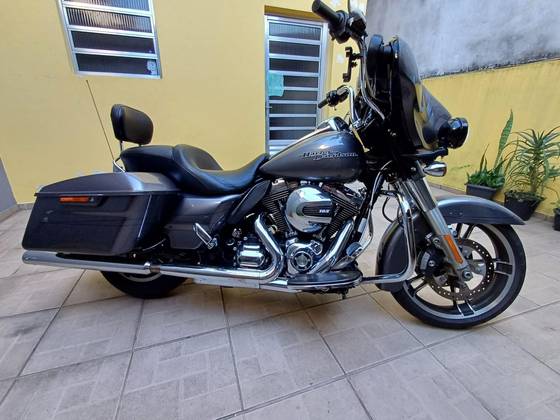 HARLEY-DAVIDSON STREET GLIDE SPECIAL HARLEY-DAVIDSON STREET GLIDE SPECIAL